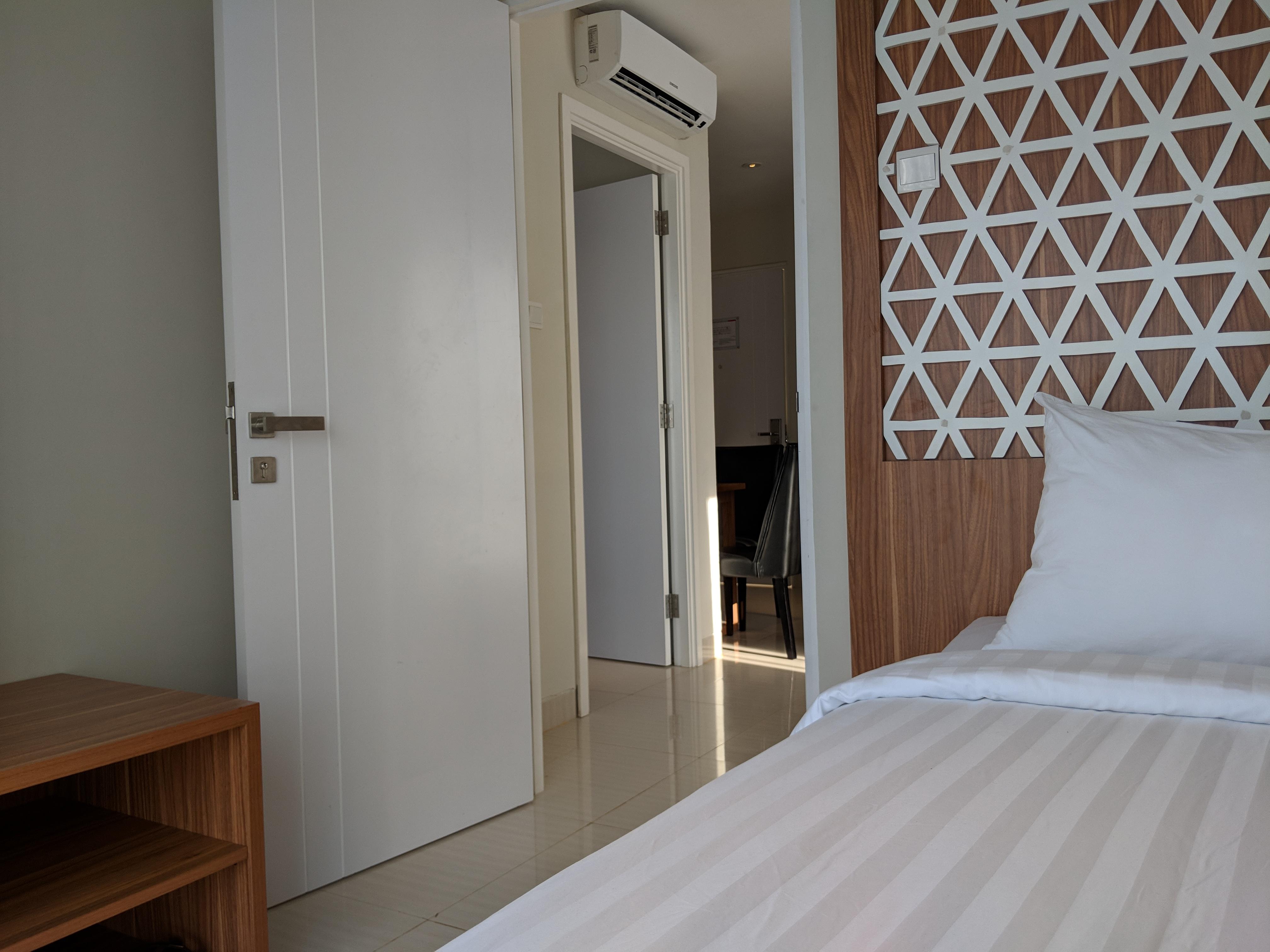 Astara Hotel Balikpapan Exterior foto