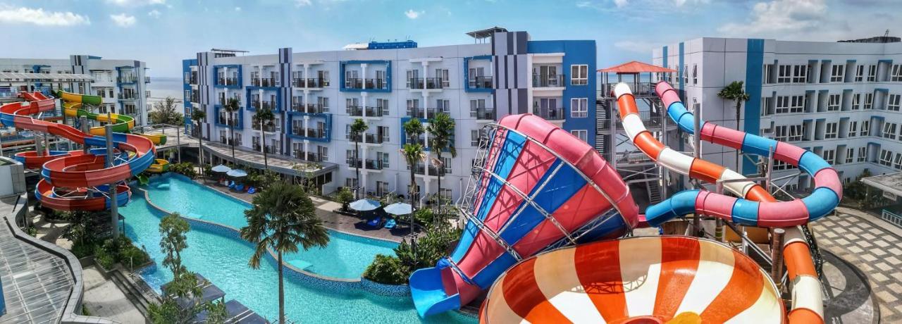 Astara Hotel Balikpapan Exterior foto