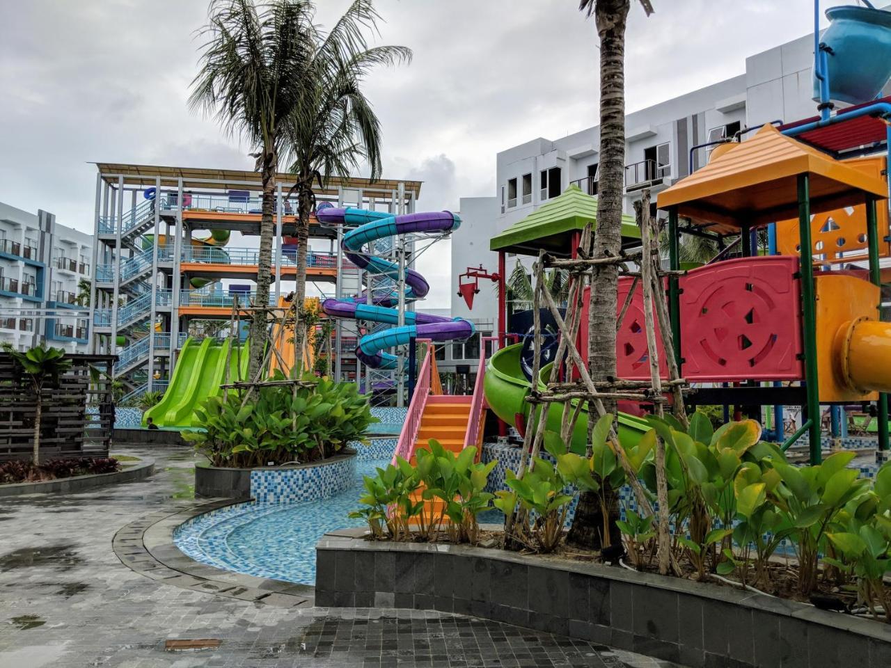Astara Hotel Balikpapan Exterior foto